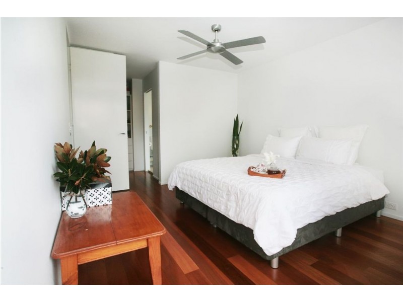 12/3 Old Burleigh Road, Surfers Paradise QLD 4217