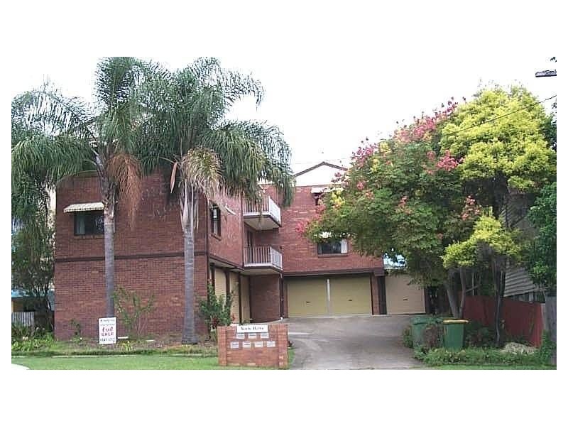 1/4 Rose Street, Southport QLD 4215