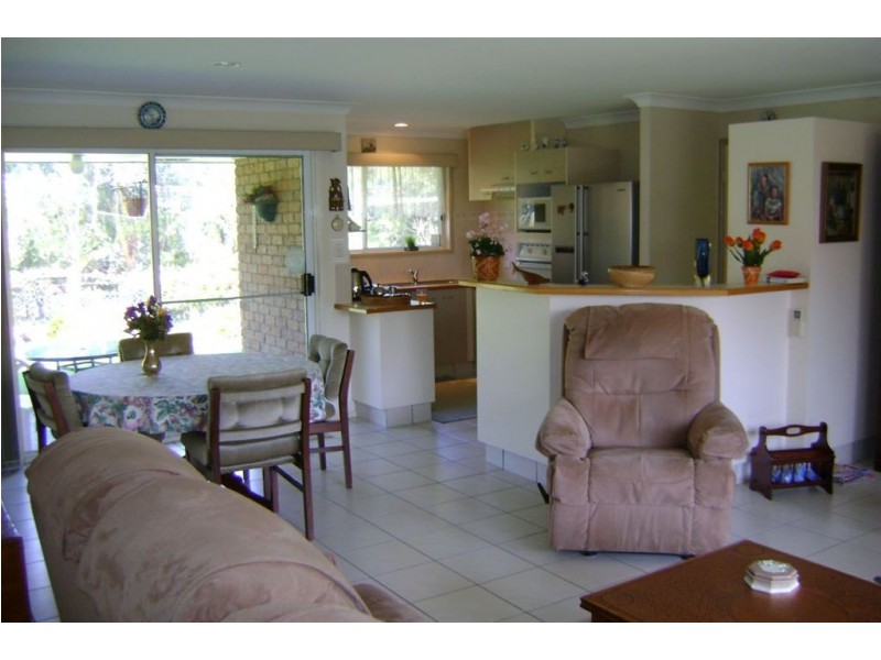 93/97 Edmund Rice Dr, Southport QLD 4215