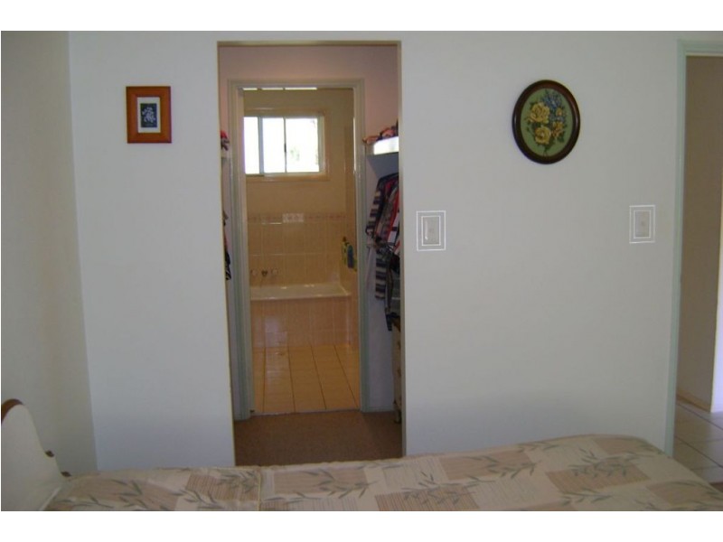 93/97 Edmund Rice Dr, Southport QLD 4215