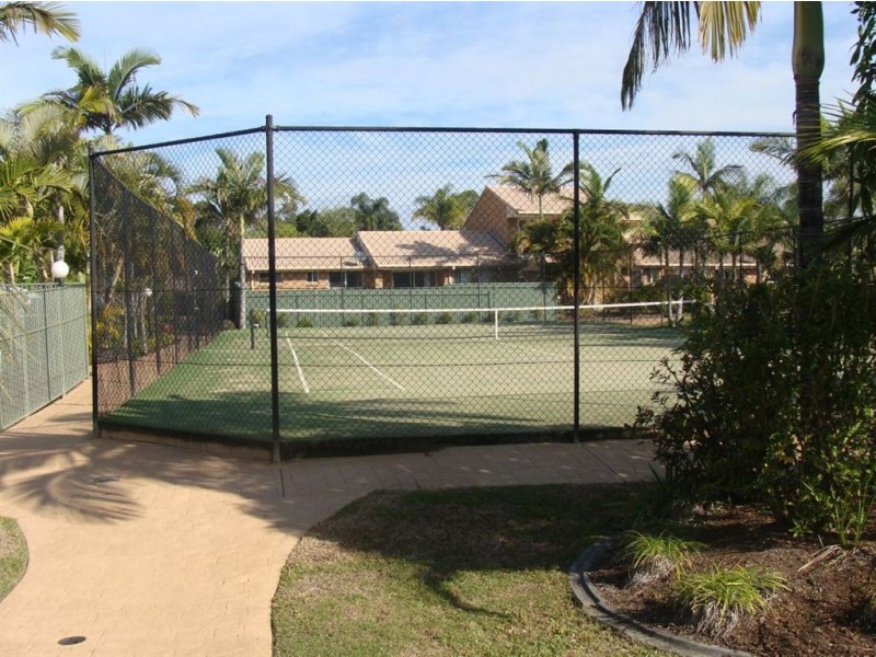 93/97 Edmund Rice Dr, Southport QLD 4215