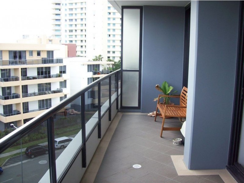 801/2 “Portia” Aqua St, Southport QLD 4215