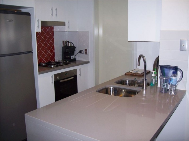 801/2 “Portia” Aqua St, Southport QLD 4215