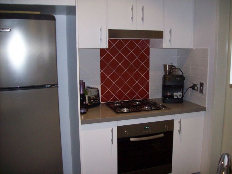 801/2 “Portia” Aqua St, Southport QLD 4215