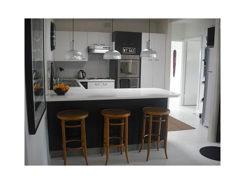 22 Fox Ave, Southport QLD 4215