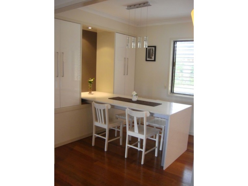 7 Ikana Ct, Southport QLD 4215