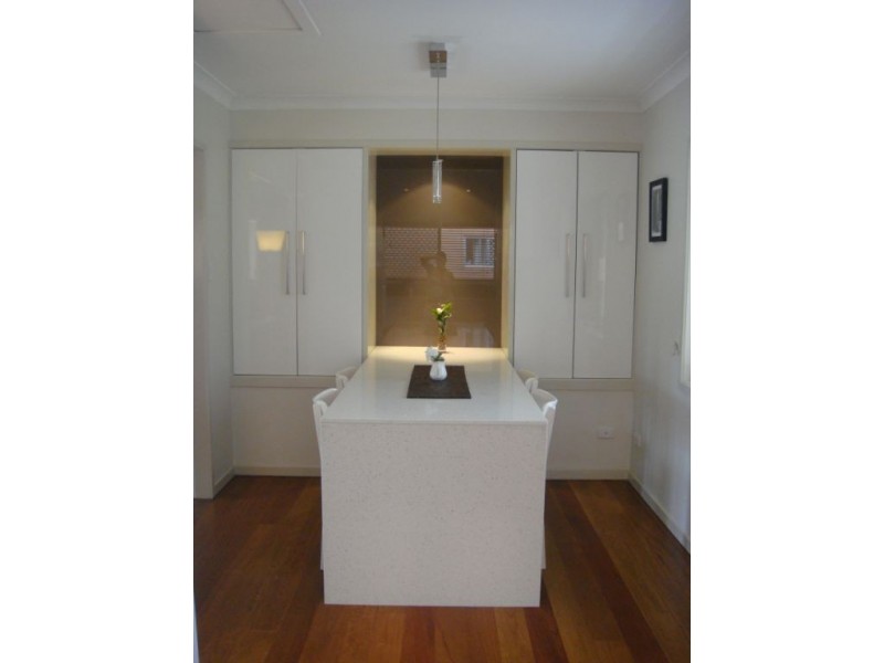 7 Ikana Ct, Southport QLD 4215