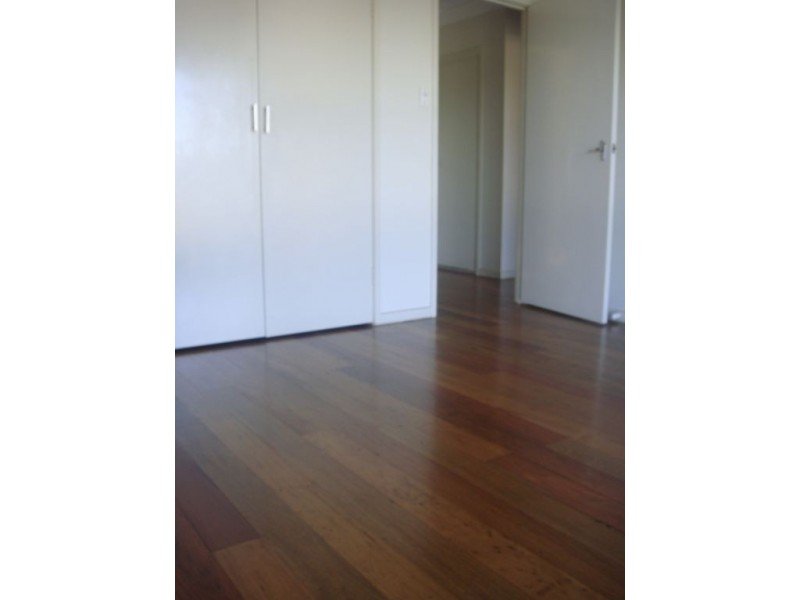 7 Ikana Ct, Southport QLD 4215