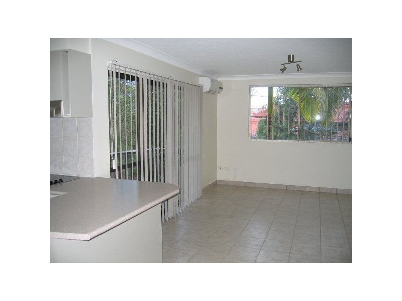 10/23 Heath Street, Southport QLD 4215