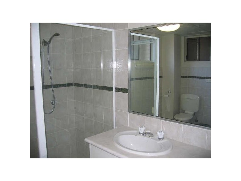 10/23 Heath Street, Southport QLD 4215