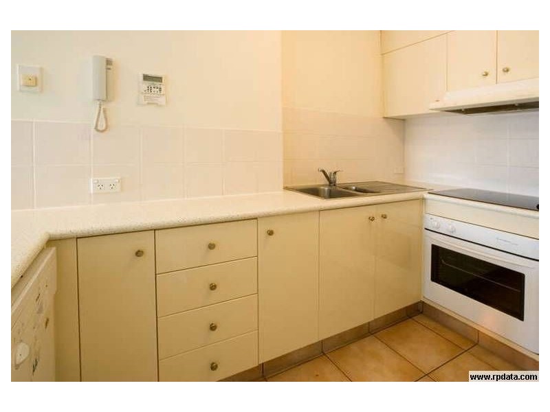 12/103 Frank Street, Labrador QLD 4215