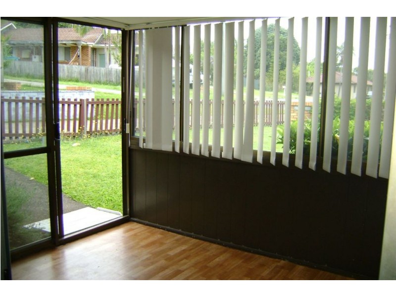 1/4 Melrose Pl, Southport QLD 4215