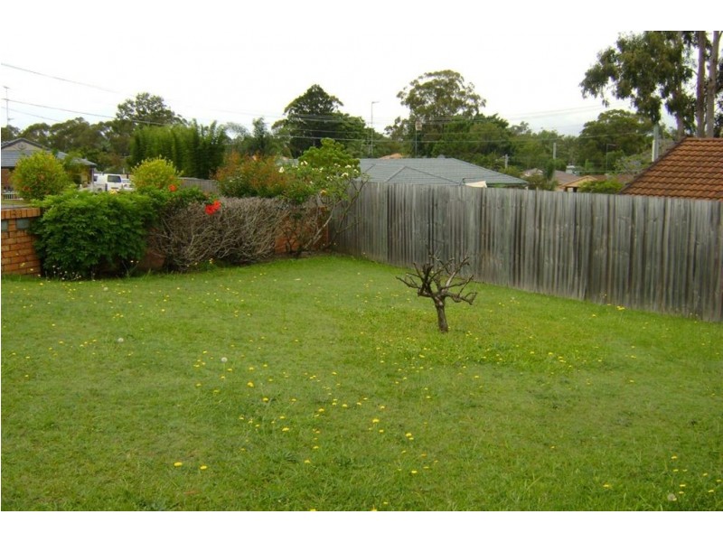 1/4 Melrose Pl, Southport QLD 4215