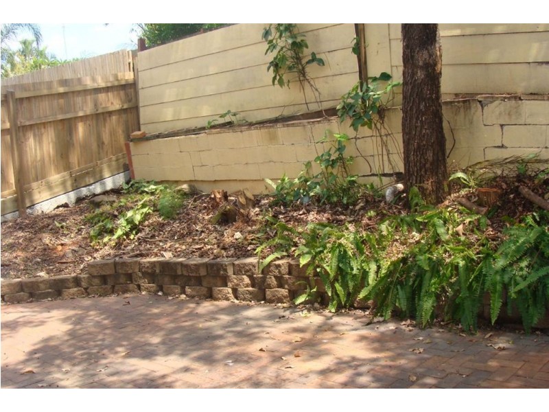 3/57 Benowa Rd, Southport QLD 4215