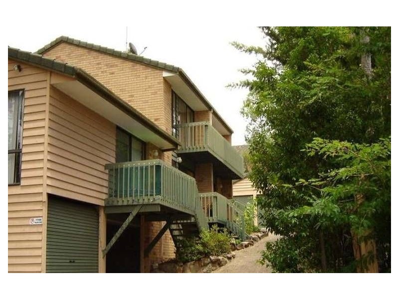 2/9 Martin Street, Nerang QLD 4211
