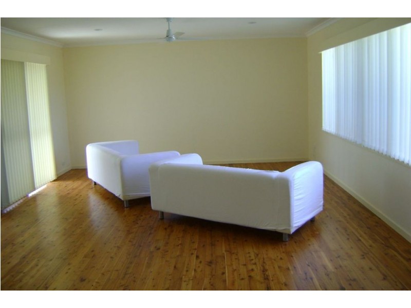 230 Benowa Rd, Benowa QLD 4217