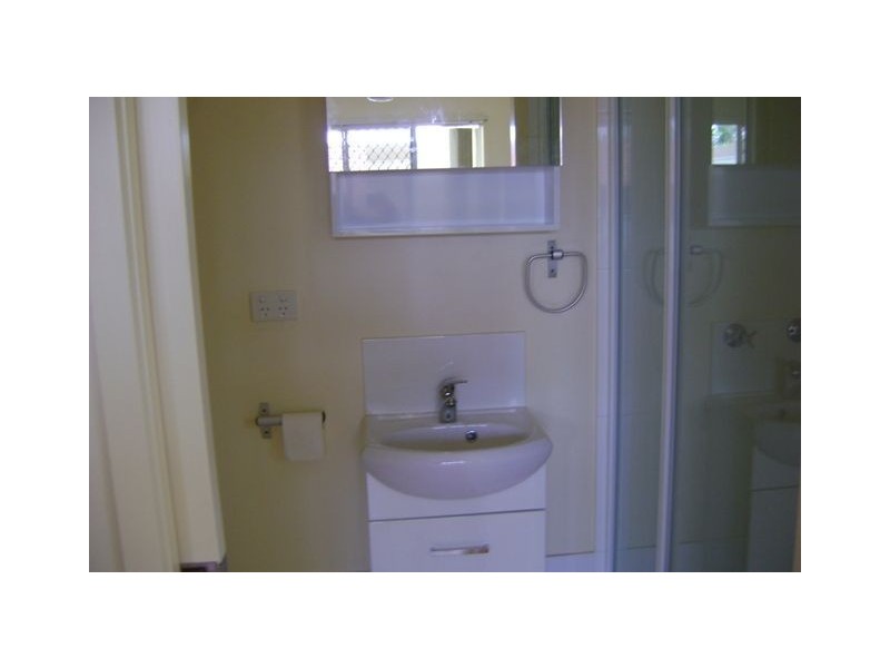 230 Benowa Rd, Benowa QLD 4217