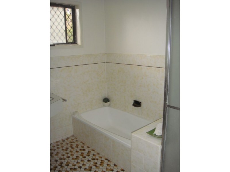 7 Ikana, Southport QLD 4215