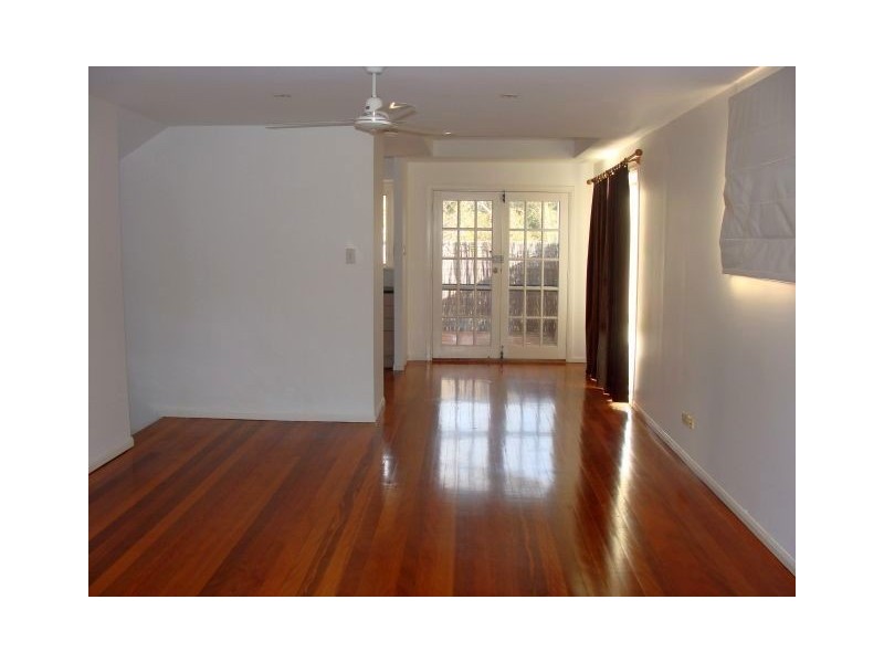 23 Melinda Street, Southport QLD 4215