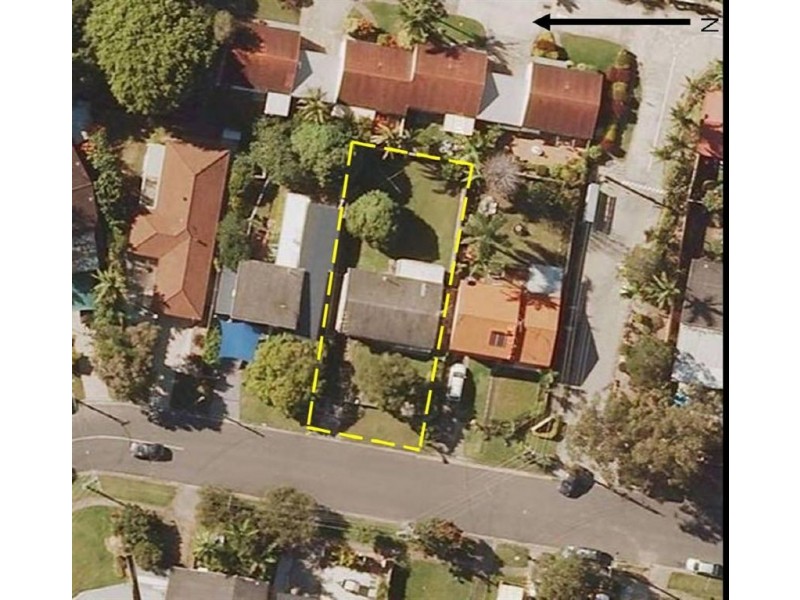 18 Eileen Avenue, Southport QLD 4215