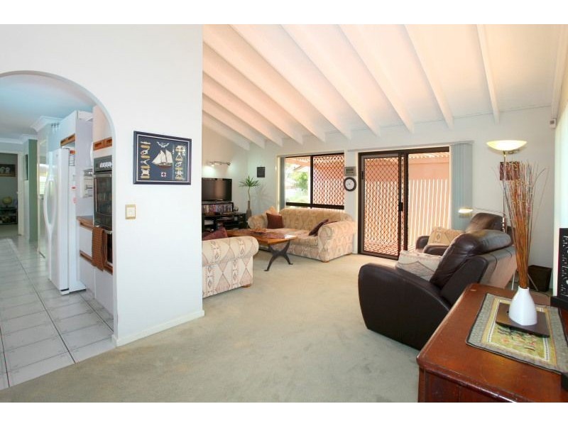 3 Anchorage Way, Runaway Bay QLD 4216