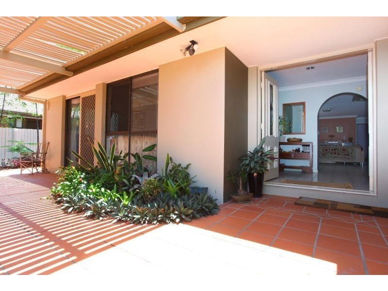 3 Anchorage Way, Runaway Bay QLD 4216