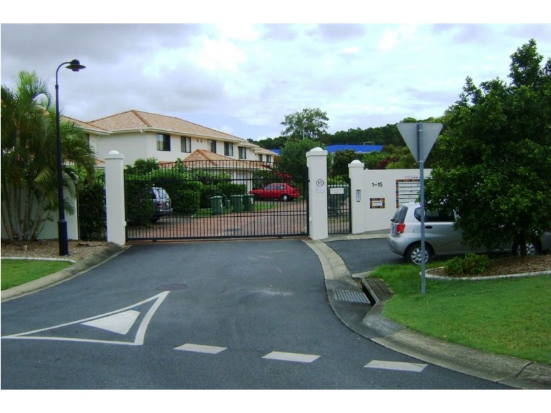 5/1 Gentian Drive, Arundel QLD 4214