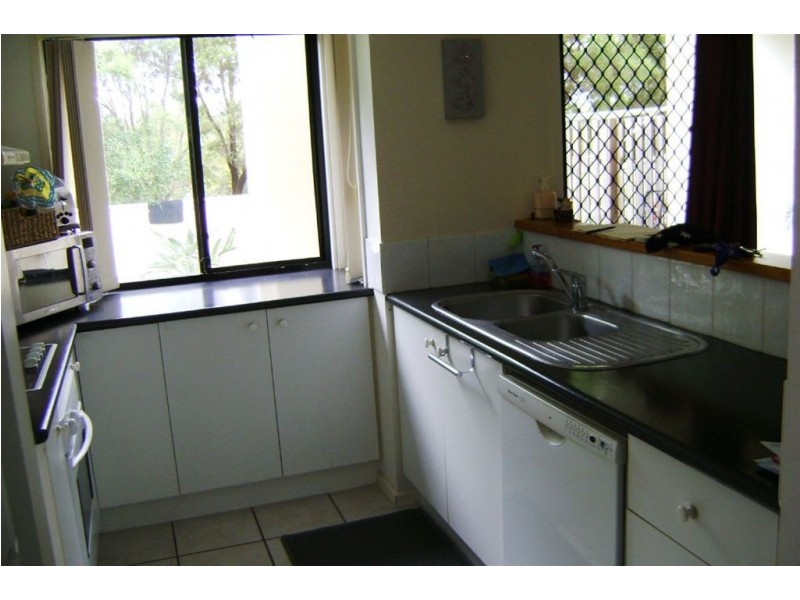 5/1 Gentian Drive, Arundel QLD 4214