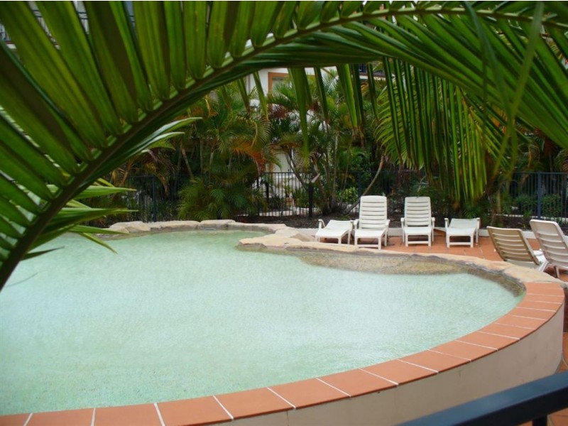 18/148 Marine Parade, Southport QLD 4215