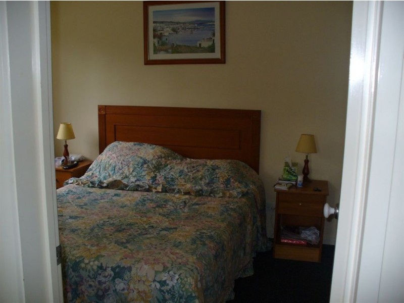 18/148 Marine Parade, Southport QLD 4215