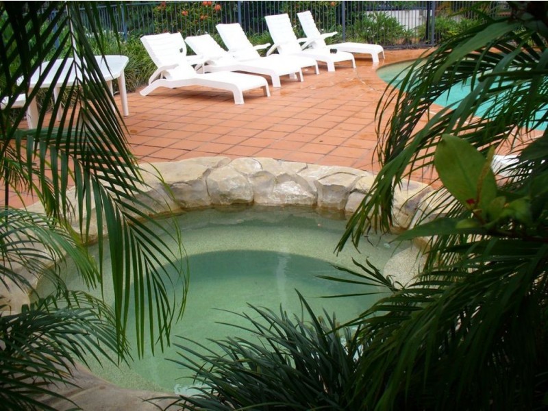 18/148 Marine Parade, Southport QLD 4215