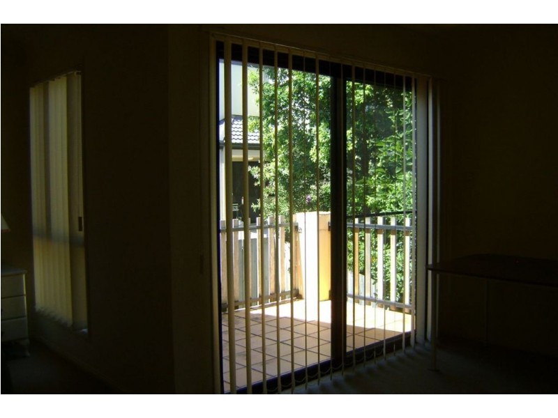 3/101 Eugaree, Southport QLD 4215