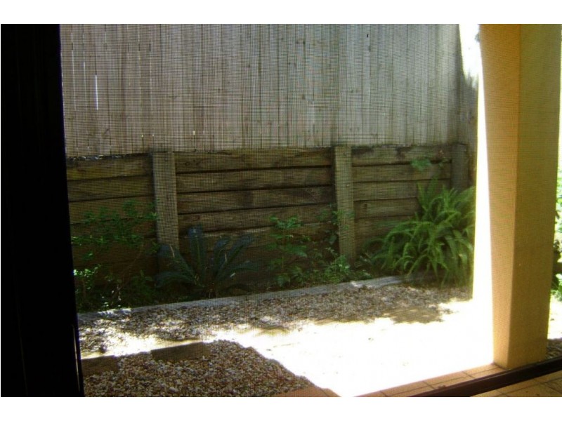 3/101 Eugaree, Southport QLD 4215