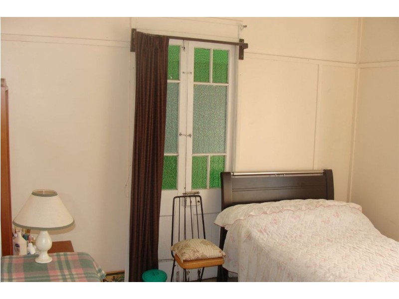 13 Gillian Lane, Southport QLD 4215