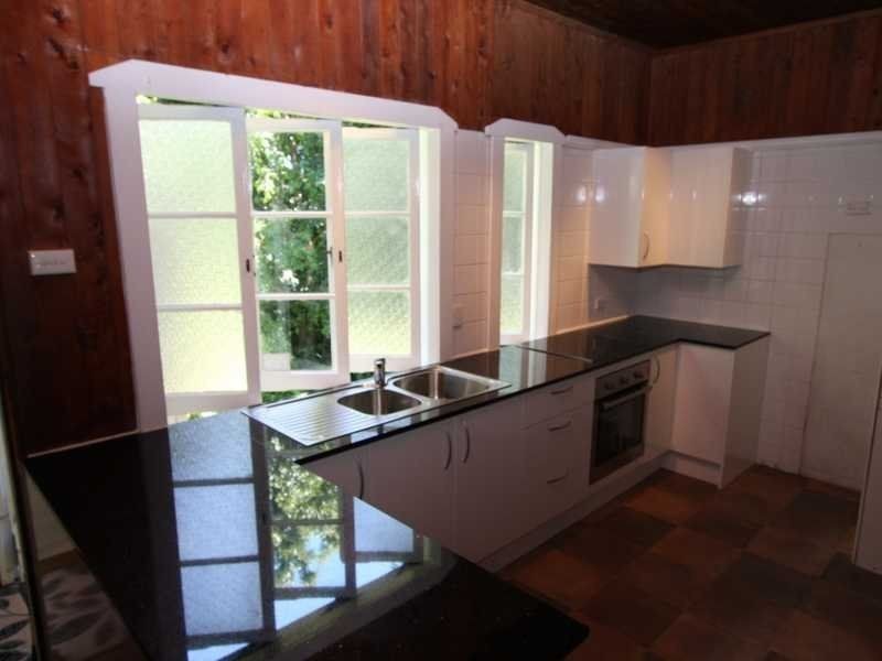 7 Ward Street, Southport QLD 4215