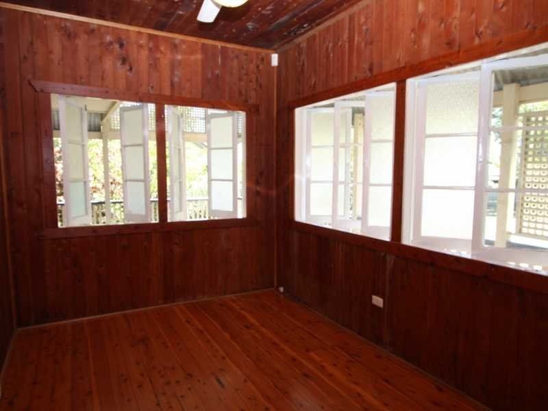 7 Ward Street, Southport QLD 4215