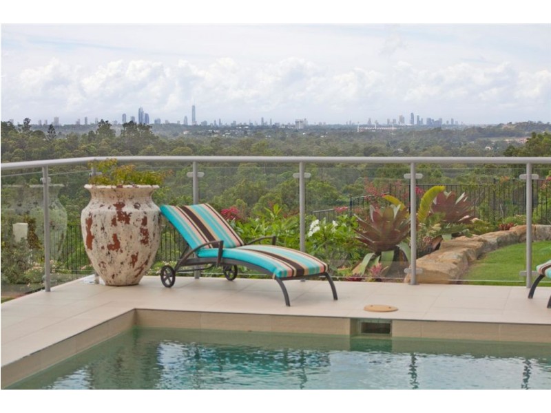 219 Crane Crescent, Nerang QLD 4211