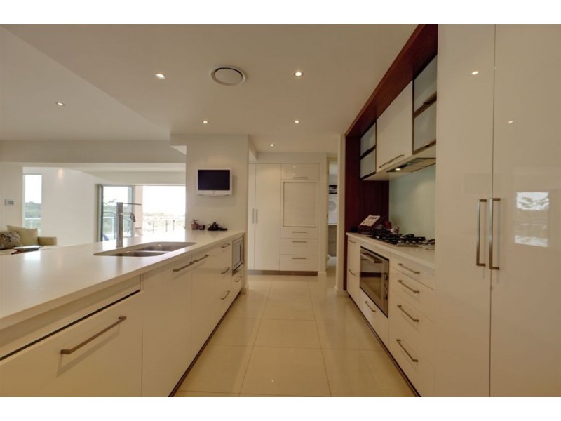 219 Crane Crescent, Nerang QLD 4211