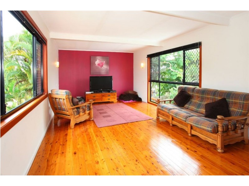 5 Pacific Boulevard, Broadbeach Waters QLD 4218