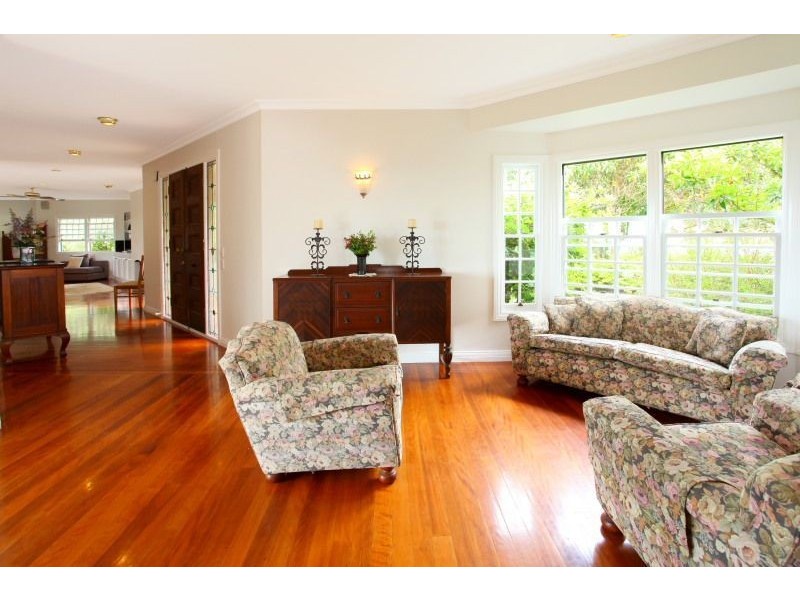 72 Castle Hill Drive, Gaven QLD 4211