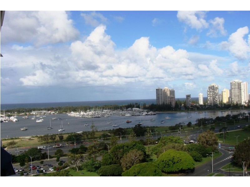 15C/10 Marine Parade, Southport QLD 4215