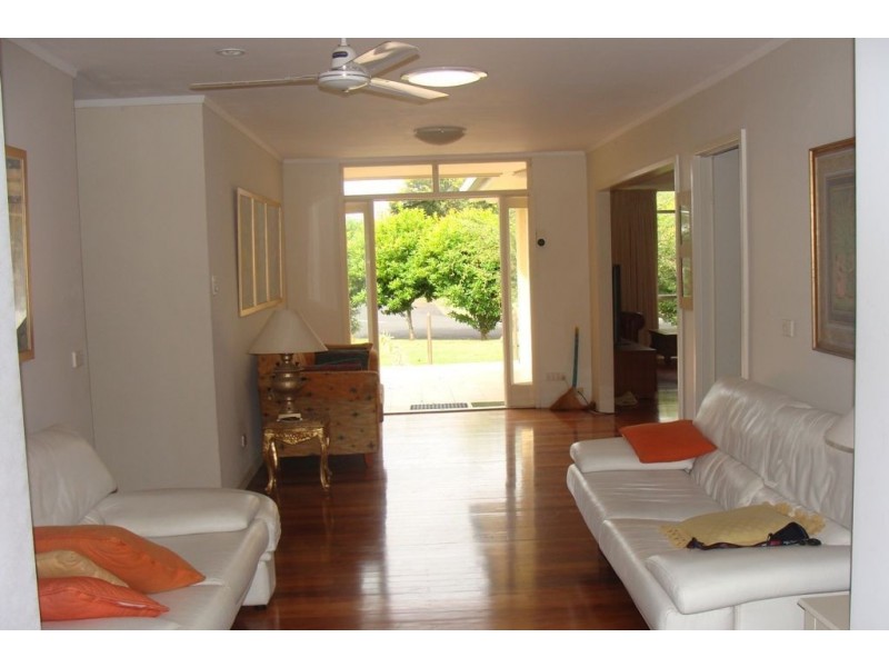 11 Maxwell Brown Drive, Southport QLD 4215