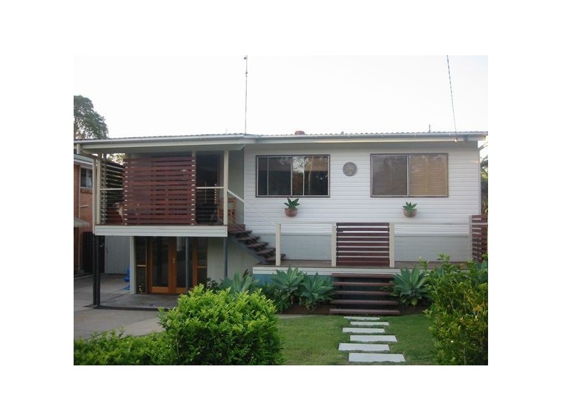 11 Birtwistle Street, Southport QLD 4215