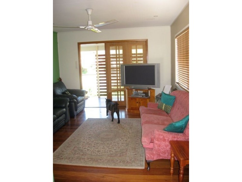 11 Birtwistle Street, Southport QLD 4215