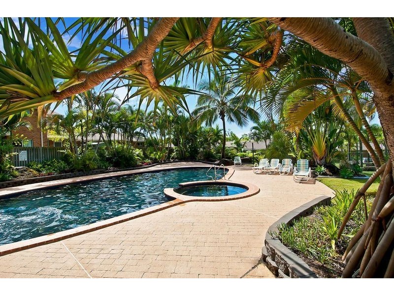 1/97 Edmund Rice Drive, Southport QLD 4215