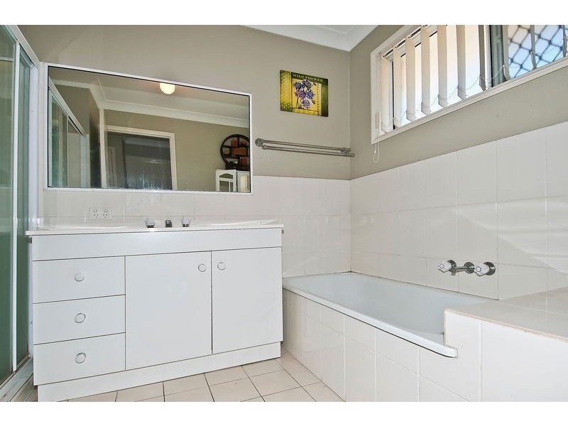 1/97 Edmund Rice Drive, Southport QLD 4215