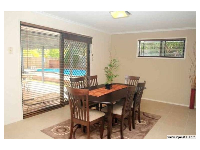 9 Saraji Street, Worongary QLD 4213