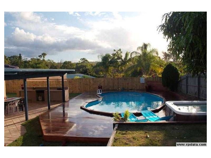 9 Saraji Street, Worongary QLD 4213