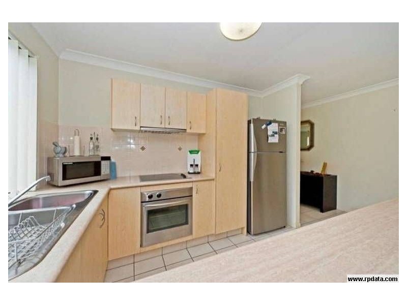 3 Katie Court, Arundel QLD 4214