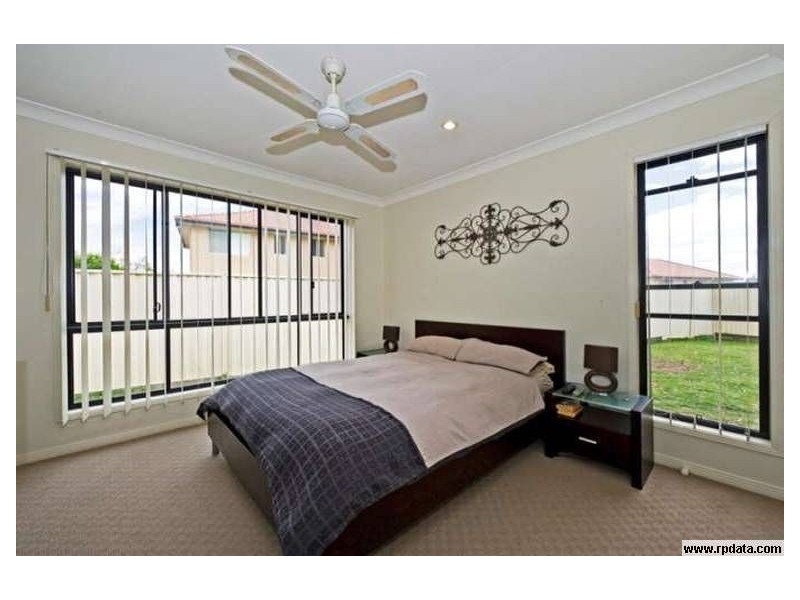 3 Katie Court, Arundel QLD 4214